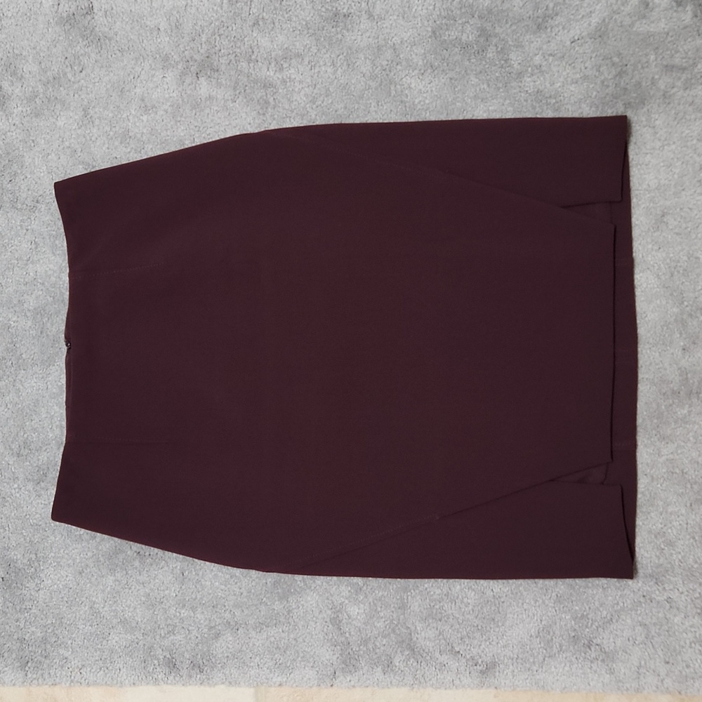 WHBM Pencil Skirt Sz 0 Deep Burgundy Color Front Slits